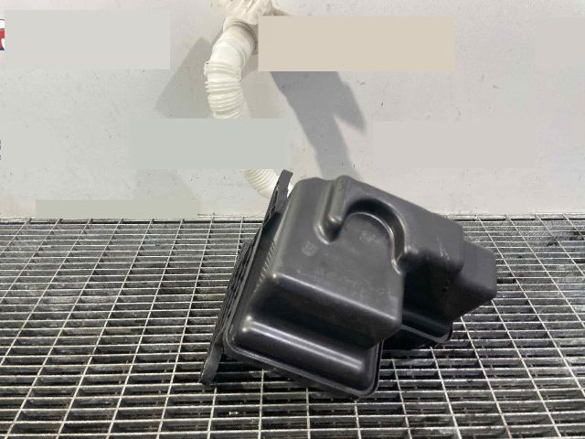 bontott VW GOLF VII Ablakmosó Tartály