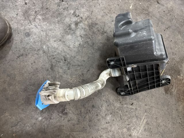 bontott VW GOLF VII Ablakmosó Tartály