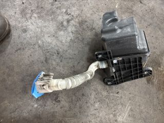 bontott VW GOLF VII Ablakmosó Tartály