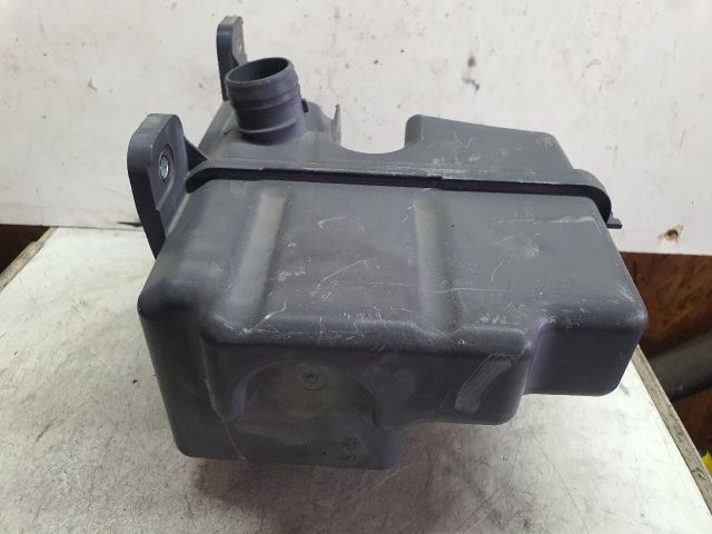 bontott VW GOLF VII Ablakmosó Tartály