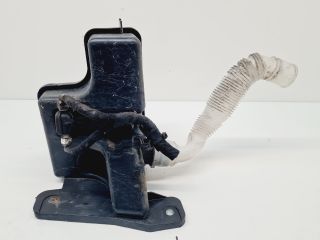 bontott VW GOLF VII Ablakmosó Tartály