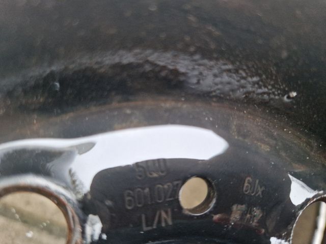 bontott VW GOLF VII Acélfelni (1 db)