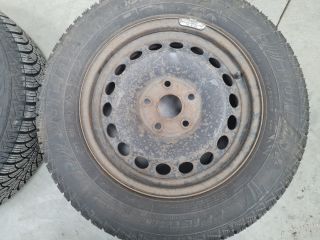 bontott VW GOLF VII Acélfelni Pár Gumival