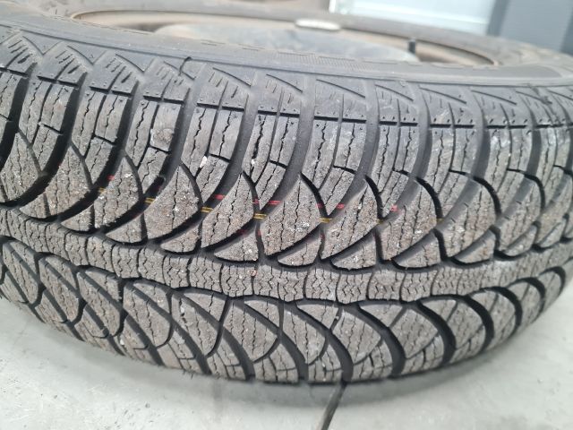 bontott VW GOLF VII Acélfelni Pár Gumival