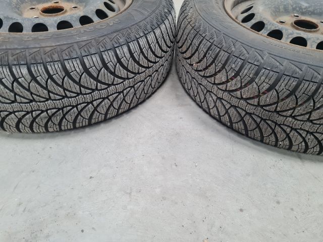 bontott VW GOLF VII Acélfelni Pár Gumival