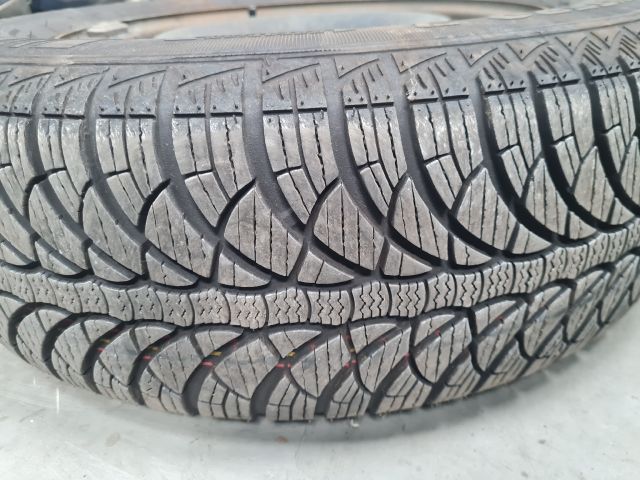 bontott VW GOLF VII Acélfelni Pár Gumival