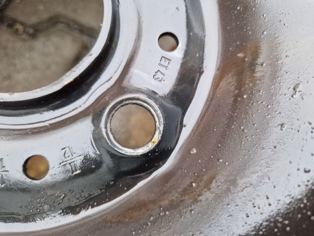 bontott VW GOLF VII Acélfelni Szett Gumival