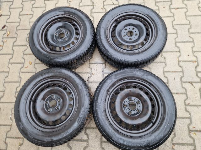 bontott VW GOLF VII Acélfelni Szett Gumival