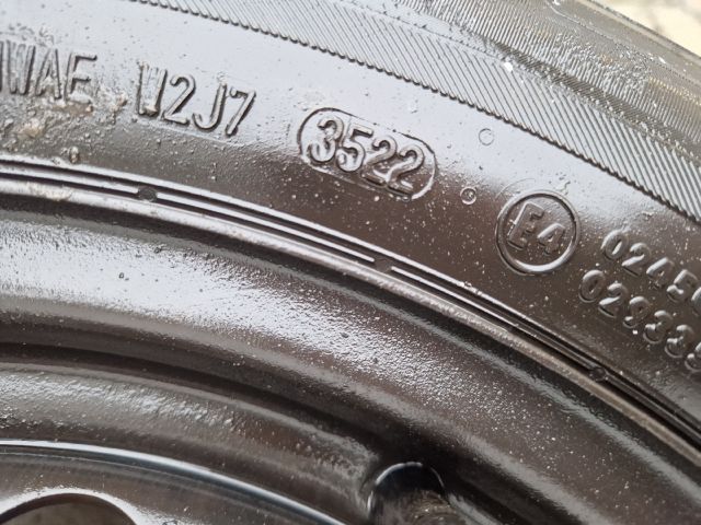 bontott VW GOLF VII Acélfelni Szett Gumival