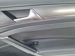 bontott VW GOLF VII Ajtó Kárpit Szett