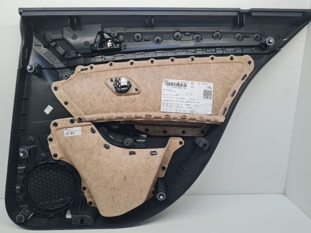 bontott VW GOLF VII Ajtó Kárpit Szett