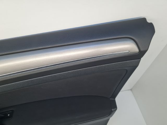 bontott VW GOLF VII Ajtó Kárpit Szett