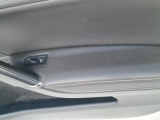 bontott VW GOLF VII Ajtó Kárpit Szett