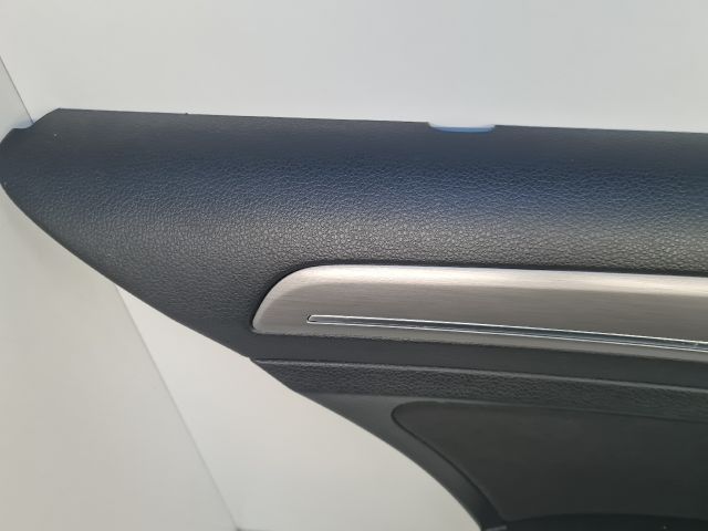 bontott VW GOLF VII Ajtó Kárpit Szett