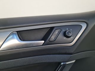 bontott VW GOLF VII Ajtó Kárpit Szett