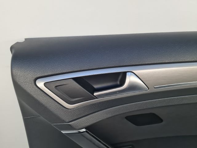 bontott VW GOLF VII Ajtó Kárpit Szett