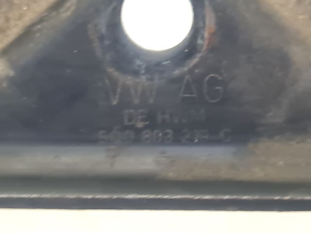 bontott VW GOLF VII Akkumulátor Leszorító