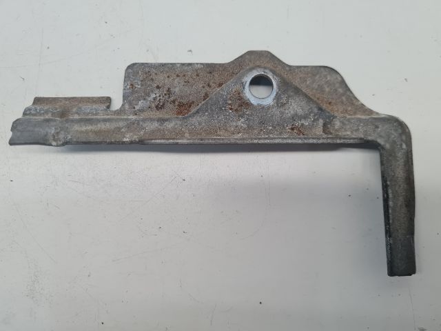 bontott VW GOLF VII Akkumulátor Tartó