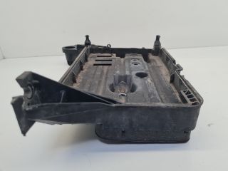 bontott VW GOLF VII Akkumulátor Tartó