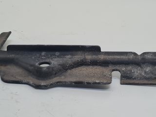 bontott VW GOLF VII Akkumulátor Tartó