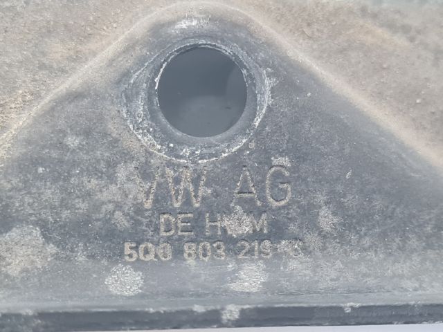 bontott VW GOLF VII Akkumulátor Tartó