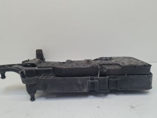 bontott VW GOLF VII Akkumulátor Tartó