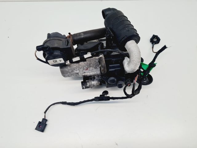 bontott VW GOLF VII Állófűtés (Részeivel)