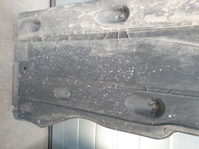 bontott VW GOLF VII Alsó Motorburkolat