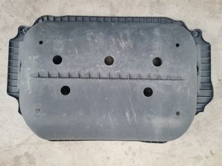 bontott VW GOLF VII Alsó Motorburkolat