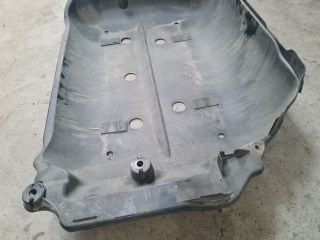 bontott VW GOLF VII Alsó Motorburkolat