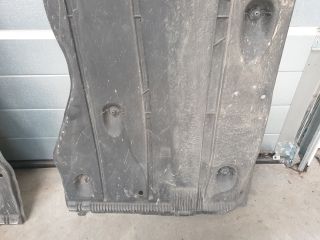 bontott VW GOLF VII Alsó Motorburkolat