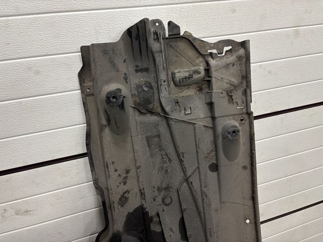 bontott VW GOLF VII Alsó Padlólemez Burkolat