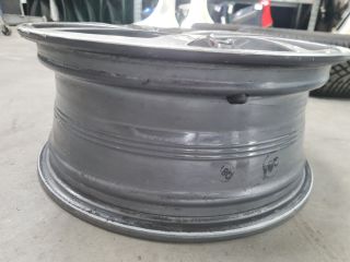 bontott VW GOLF VII Alufelni (1 db)