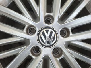 bontott VW GOLF VII Alufelni (1 db)