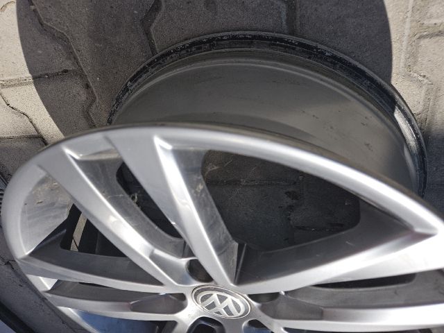 bontott VW GOLF VII Alufelni (1 db)
