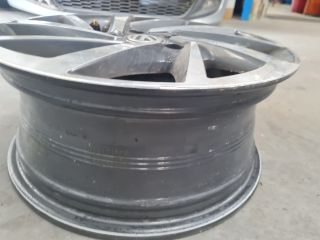 bontott VW GOLF VII Alufelni (1 db)