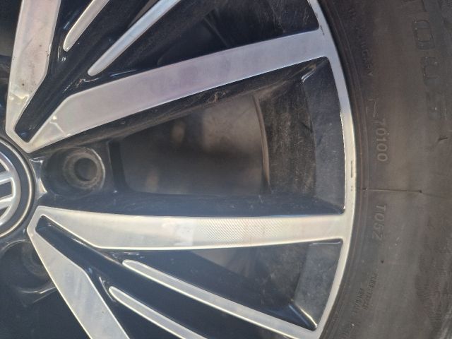 bontott VW GOLF VII Alufelni (1 db)