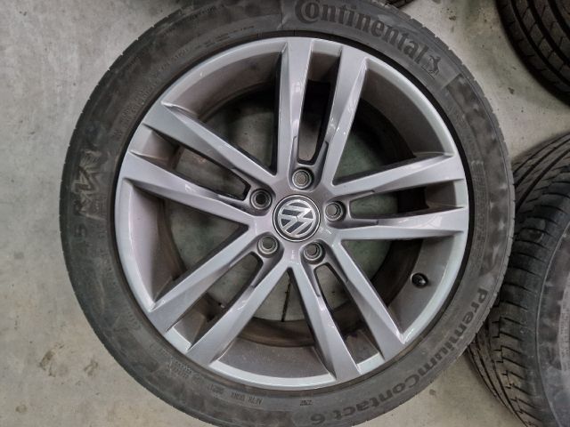 bontott VW GOLF VII Alufelni Szett Gumival