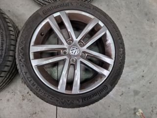 bontott VW GOLF VII Alufelni Szett Gumival