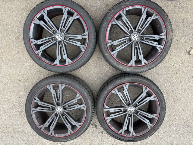 bontott VW GOLF VII Alufelni Szett Gumival