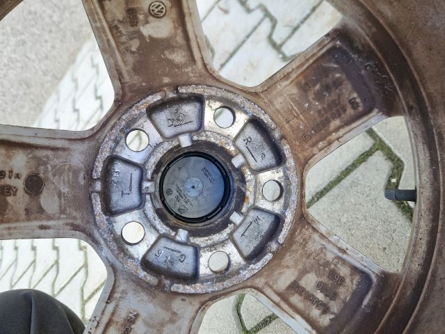 bontott VW GOLF VII Alufelni Szett