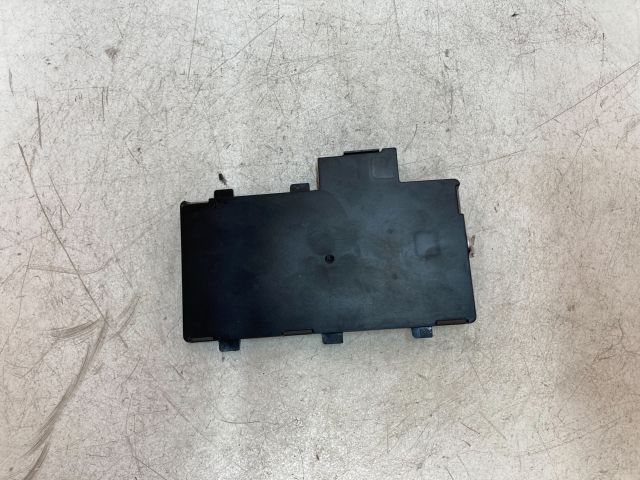 bontott VW GOLF VII Antenna Erősítő