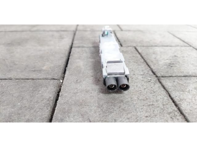 bontott VW GOLF VII Antenna Erősítő