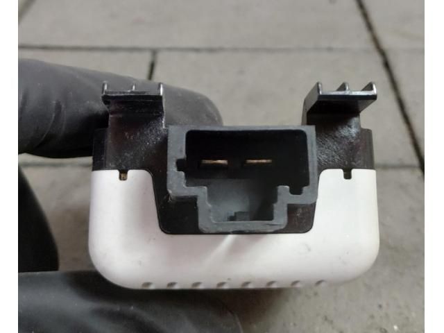 bontott VW GOLF VII Antenna Erősítő