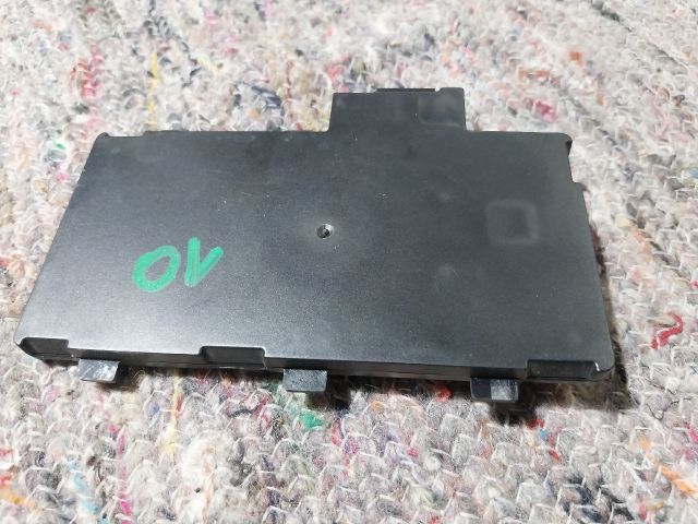 bontott VW GOLF VII Antenna Erősítő