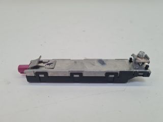 bontott VW GOLF VII Antenna Erősítő