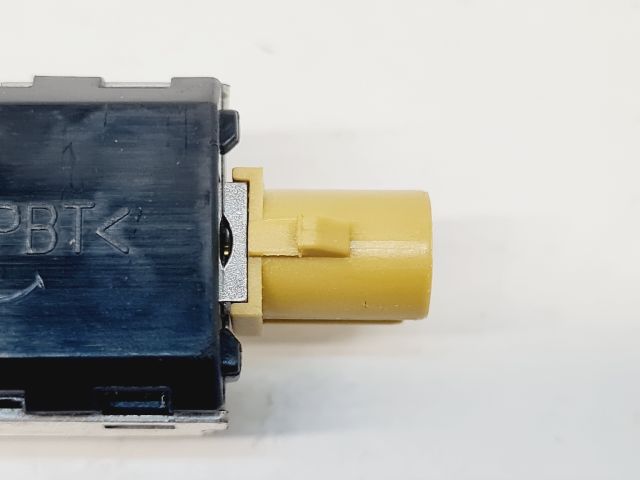 bontott VW GOLF VII Antenna Erősítő