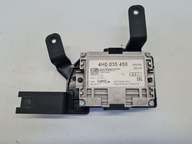 bontott VW GOLF VII Antenna Erősítő