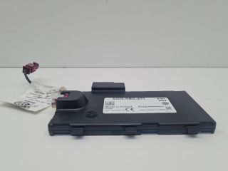 bontott VW GOLF VII Antenna Erősítő