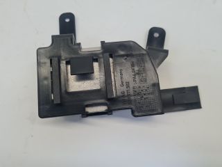 bontott VW GOLF VII Antenna Erősítő